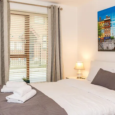 8 Daire Dublin